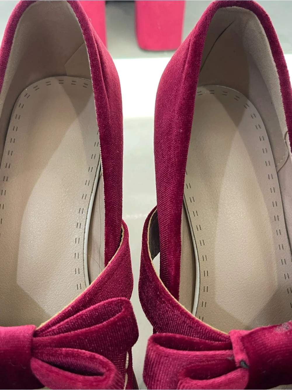 Velvet Mary Jane Pumps with Bow in Wine Pink